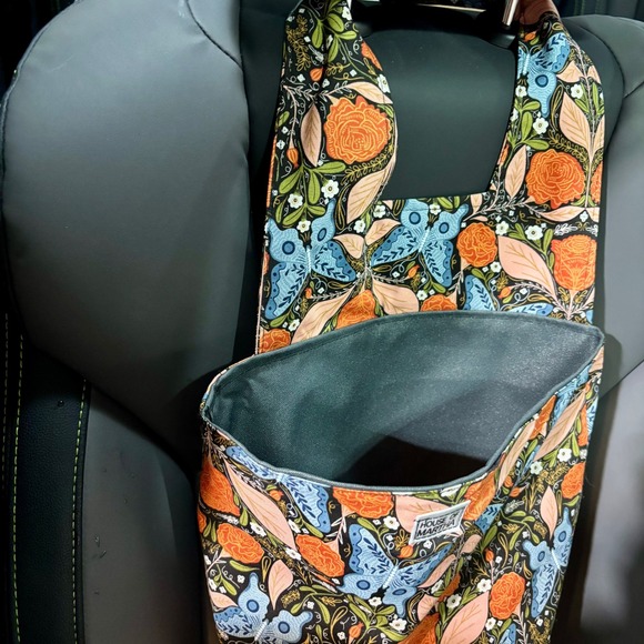 Handmade Car Organizer Trash Bag Floral Butterfly Print 9" w x 4" d x‎ 12" long - Picture 2 of 6